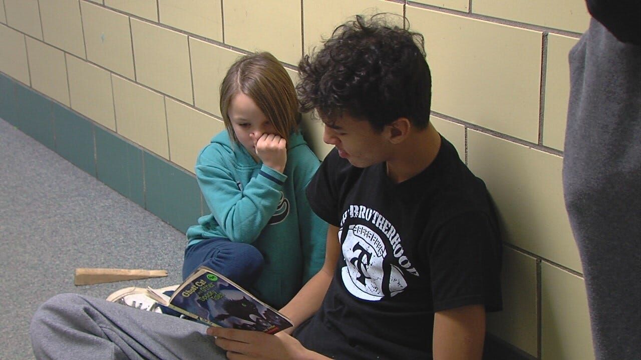 Carbondale Terriers tackle reading